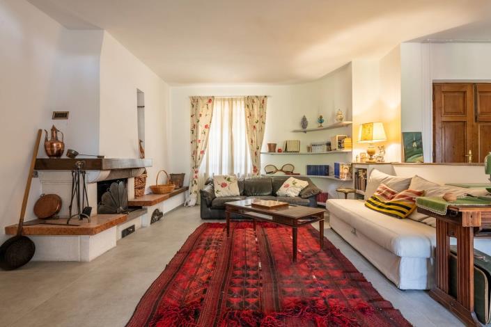 Image No.27-5 Bed Villa for sale