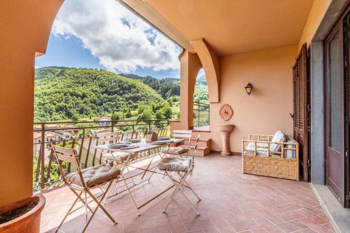 Image No.48-5 Bed Villa for sale