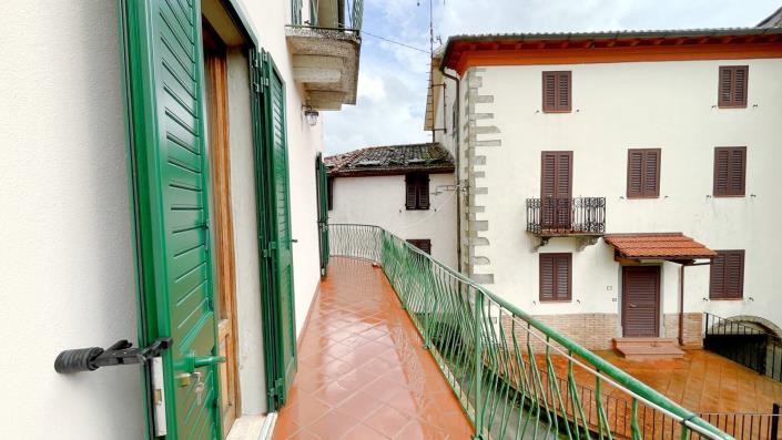 Image No.18-5 Bed Country Property for sale