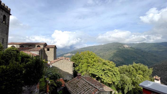 Image No.3-5 Bed Country Property for sale