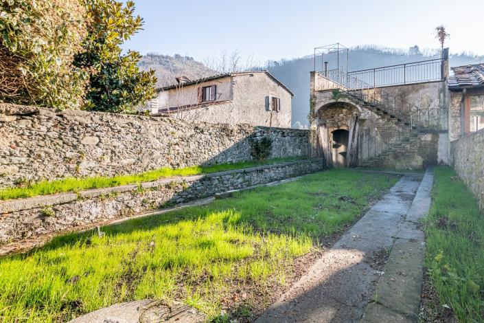 Image No.12-Maison de ville de 5 chambres à vendre à Borgo a Mozzano