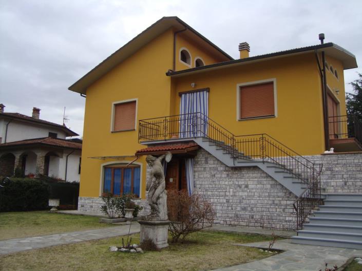 Image No.1-6 Bed Villa for sale