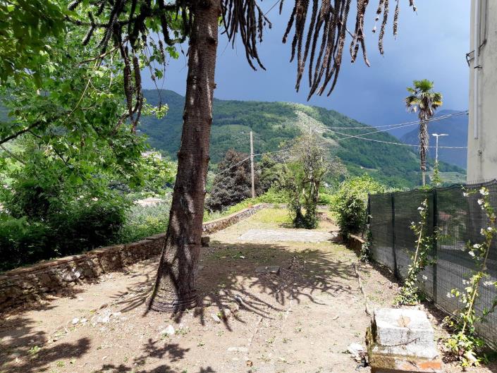 Image No.10-Maison de ville de 7 chambres à vendre à Borgo a Mozzano