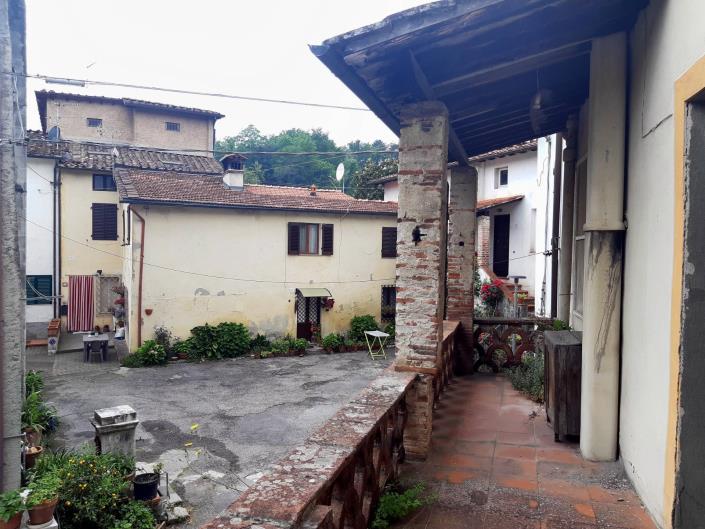 Image No.22-Maison de ville de 7 chambres à vendre à Borgo a Mozzano