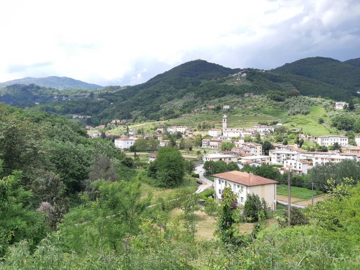 Image No.2-Maison de ville de 7 chambres à vendre à Borgo a Mozzano