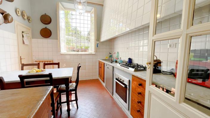 Image No.38-Villa de 6 chambres à vendre à Bagni di Lucca