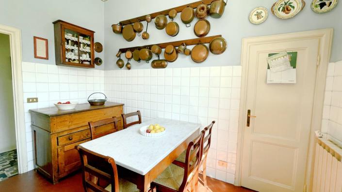 Image No.39-Villa de 6 chambres à vendre à Bagni di Lucca