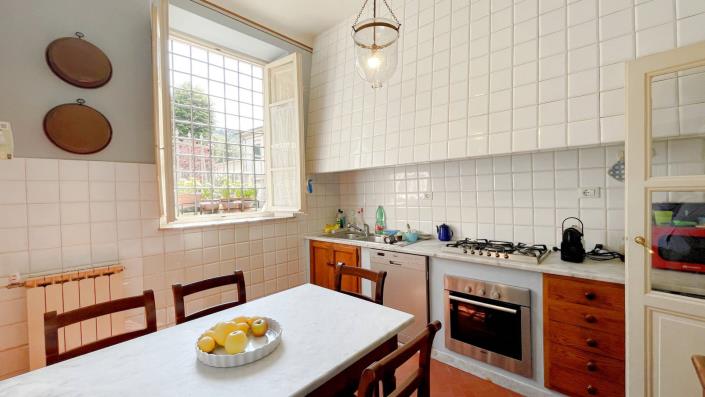 Image No.41-Villa de 6 chambres à vendre à Bagni di Lucca