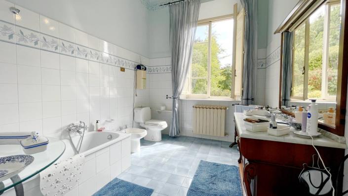 Image No.46-Villa de 6 chambres à vendre à Bagni di Lucca