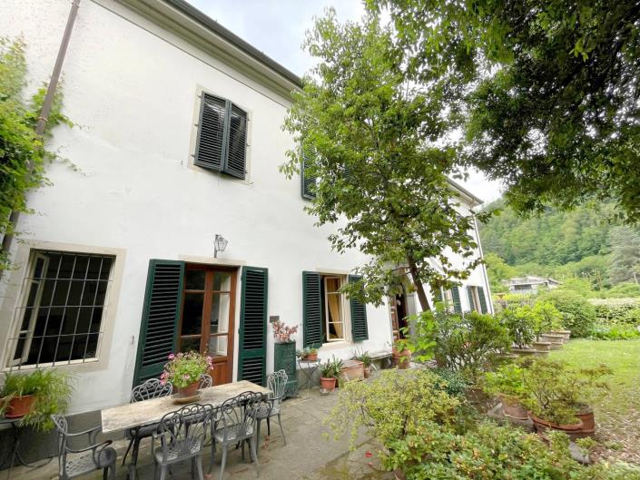 Image No.61-Villa de 6 chambres à vendre à Bagni di Lucca