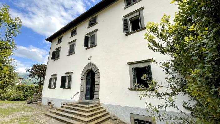 Image No.31-6 Bed Villa for sale