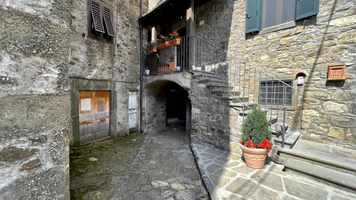 Image No.2-Maison de ville de 2 chambres à vendre à Bagni di Lucca