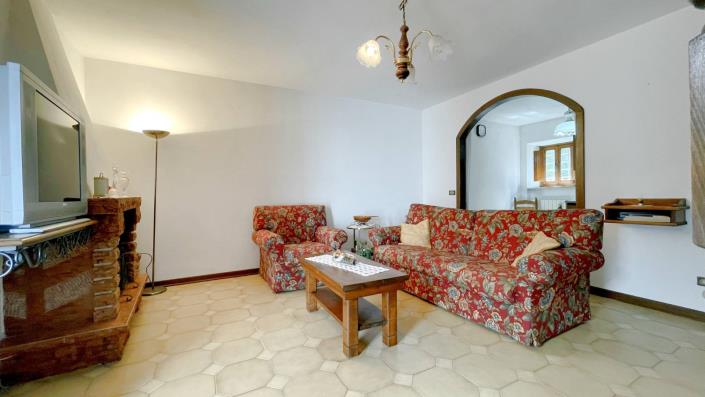 Image No.12-Maison de ville de 2 chambres à vendre à Bagni di Lucca