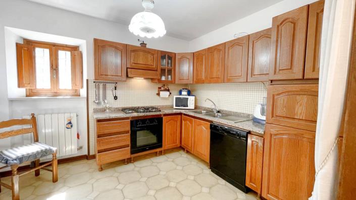 Image No.9-Maison de ville de 2 chambres à vendre à Bagni di Lucca