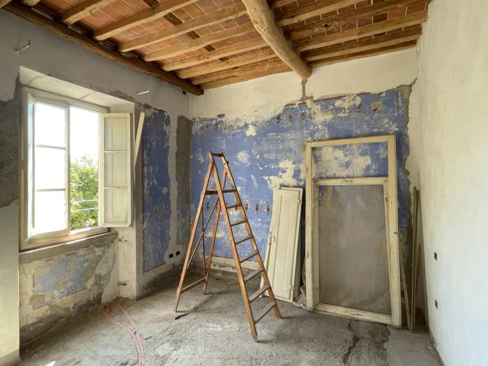 Image No.20-3 Bed Village House for sale