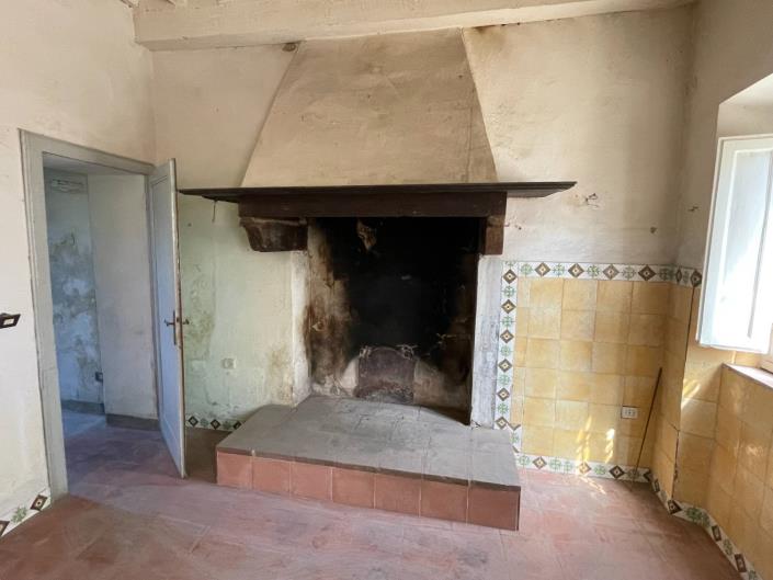 Image No.33-3 Bed Village House for sale