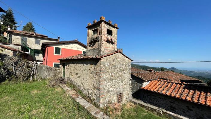 Image No.45-12 Bed Villa for sale