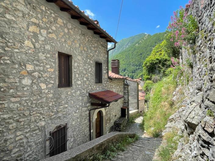 Image No.55-Maison de ville de 3 chambres à vendre à Bagni di Lucca