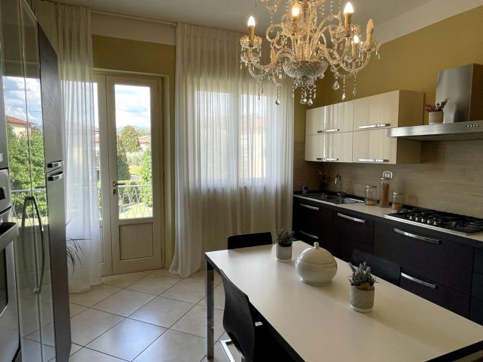 Image No.11-4 Bed Villa for sale