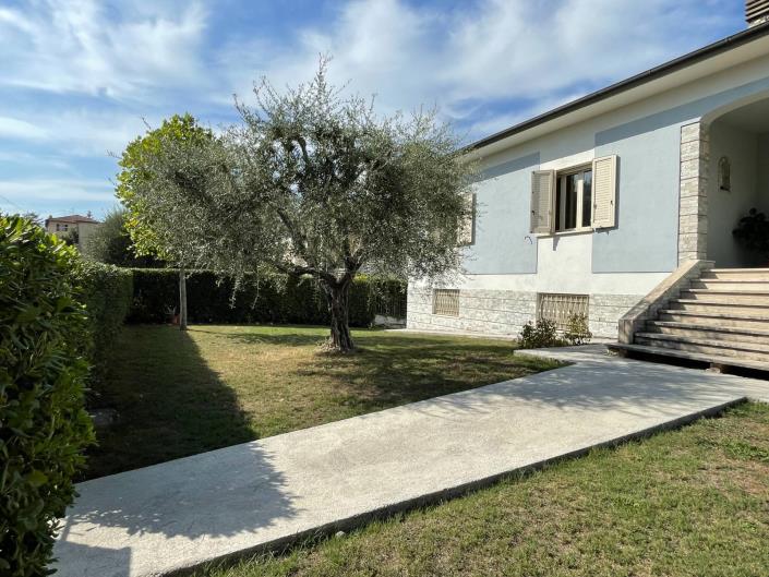 Image No.45-4 Bed Villa for sale