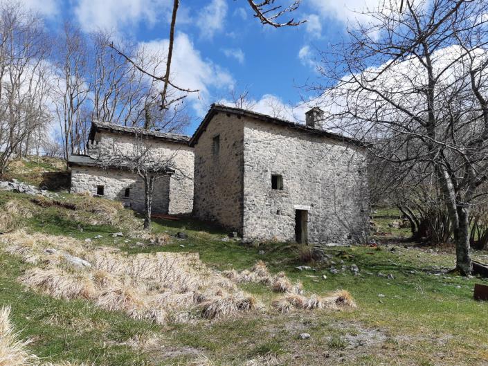 Image No.1-Maison de village de 4 chambres à vendre à Fabbriche Di Vallico