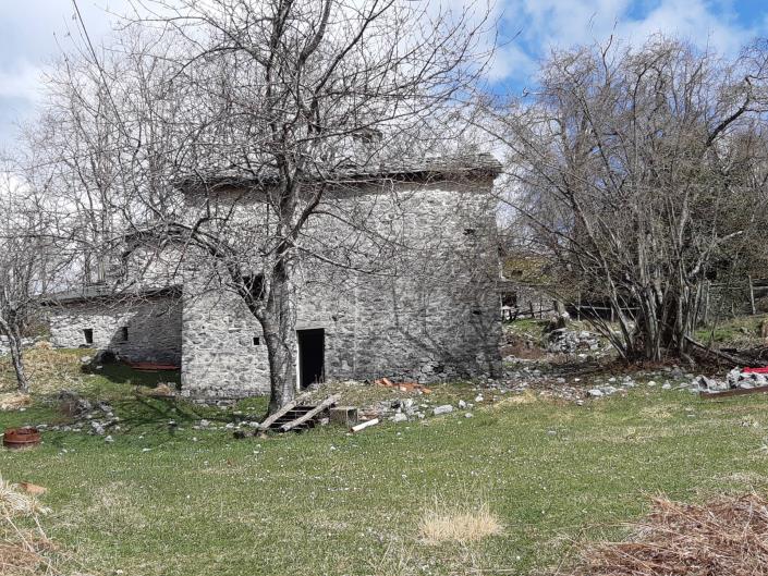 Image No.20-4 Bed Village House for sale