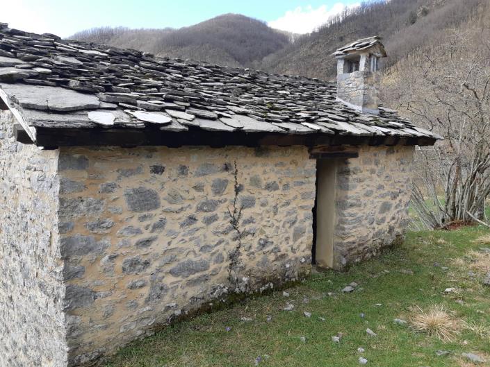 Image No.4-4 Bed Village House for sale