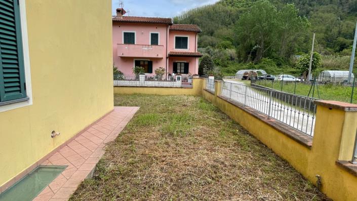 Image No.5-3 Bed Semi-Detached for sale