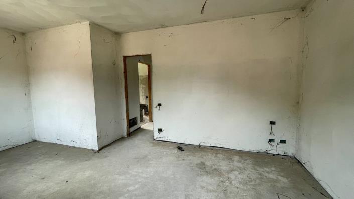 Image No.21-3 Bed Semi-Detached for sale