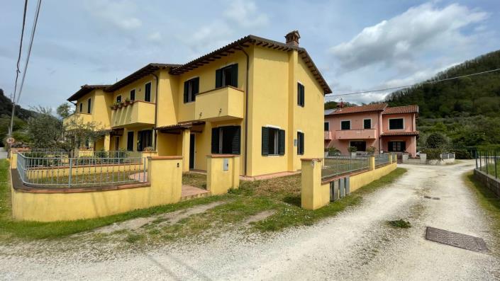 Image No.23-3 Bed Semi-Detached for sale