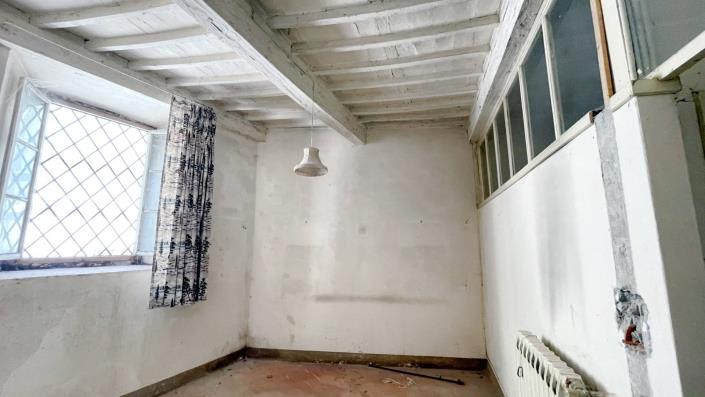 Image No.9-Appartement de 2 chambres à vendre à Bagni di Lucca