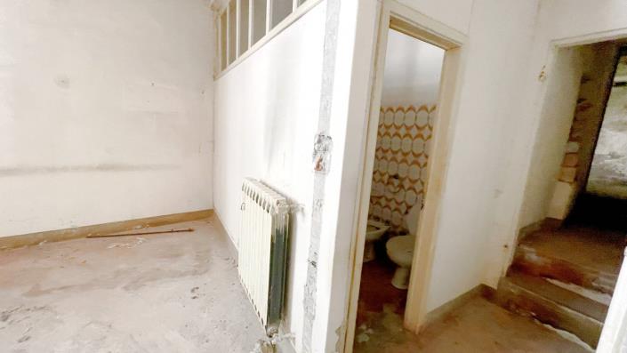 Image No.10-Appartement de 2 chambres à vendre à Bagni di Lucca