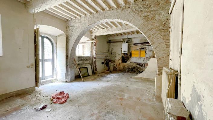 Image No.6-Appartement de 2 chambres à vendre à Bagni di Lucca