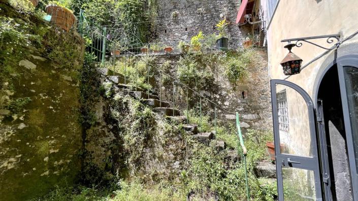 Image No.33-Appartement de 2 chambres à vendre à Bagni di Lucca