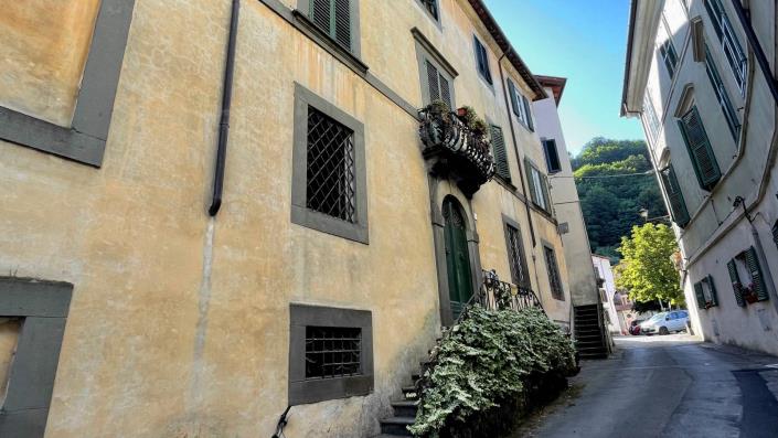 Image No.2-Appartement de 2 chambres à vendre à Bagni di Lucca