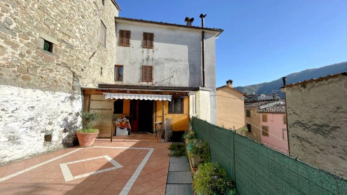 Image No.26-Maison de ville de 4 chambres à vendre à Bagni di Lucca