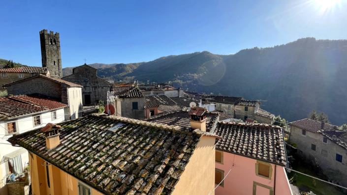 Image No.48-Maison de ville de 4 chambres à vendre à Bagni di Lucca