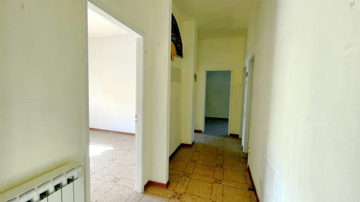 Image No.10-Appartement de 2 chambres à vendre à Bagni di Lucca