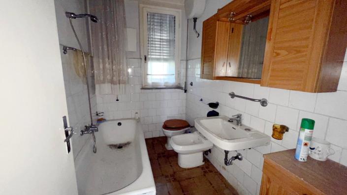 Image No.18-Appartement de 2 chambres à vendre à Bagni di Lucca