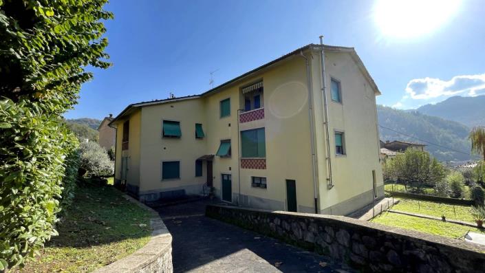 Image No.50-Appartement de 2 chambres à vendre à Bagni di Lucca