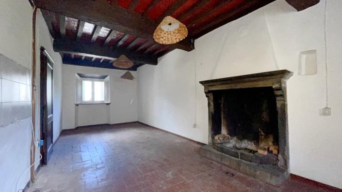 Image No.3-Maison de ville de 3 chambres à vendre à Bagni di Lucca