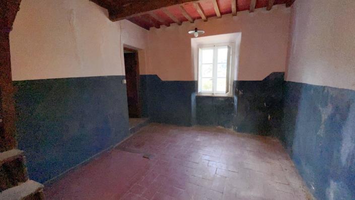 Image No.31-Maison de ville de 3 chambres à vendre à Bagni di Lucca