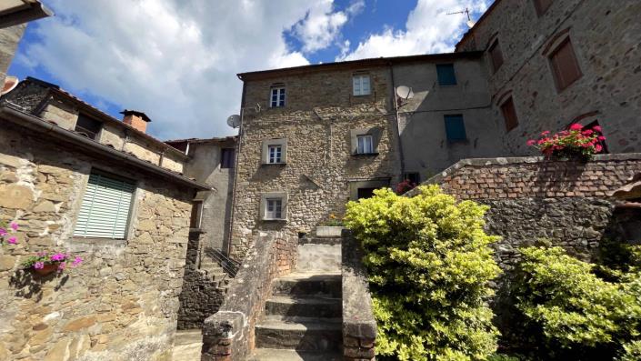 Image No.7-Maison de ville de 3 chambres à vendre à Bagni di Lucca