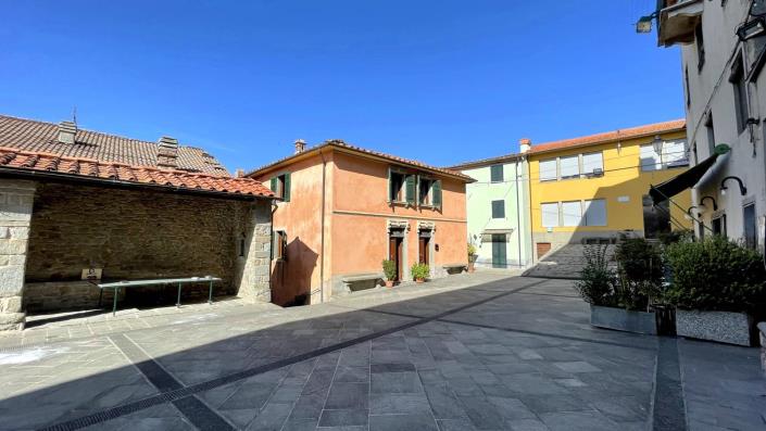 Image No.33-Villa de 5 chambres à vendre à Bagni di Lucca