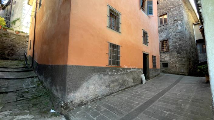 Image No.53-Villa de 5 chambres à vendre à Bagni di Lucca