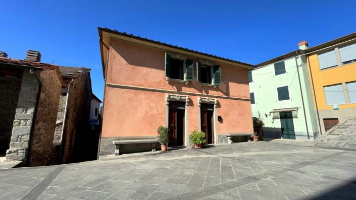 Image No.56-Villa de 5 chambres à vendre à Bagni di Lucca