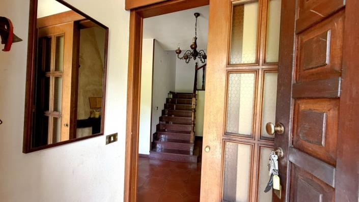 Image No.4-2 Bed Country House for sale