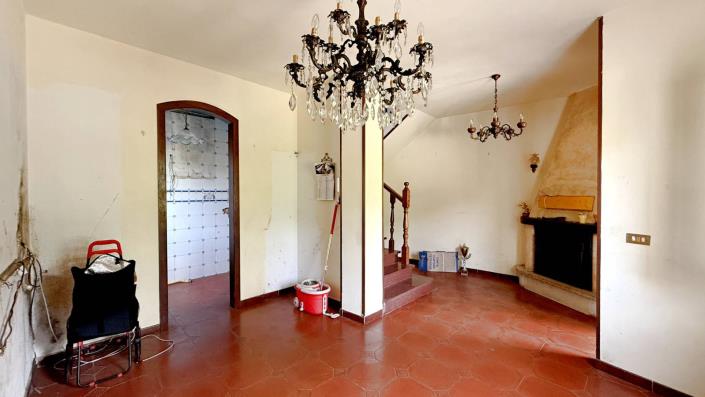 Image No.8-2 Bed Country House for sale