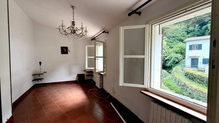 Image No.22-2 Bed Country House for sale