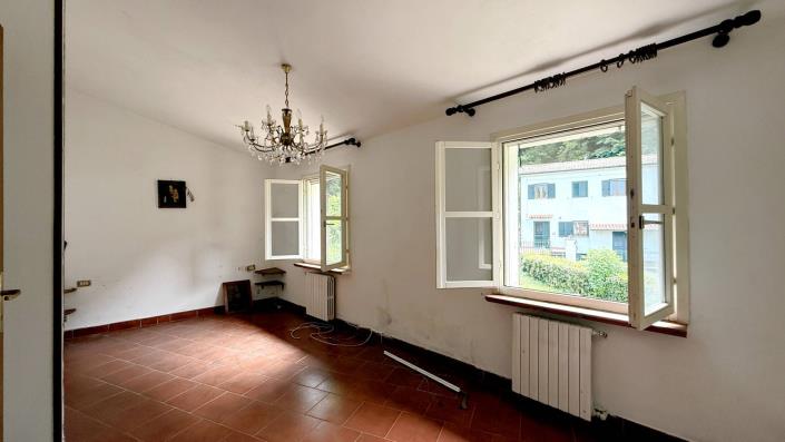 Image No.23-2 Bed Country House for sale